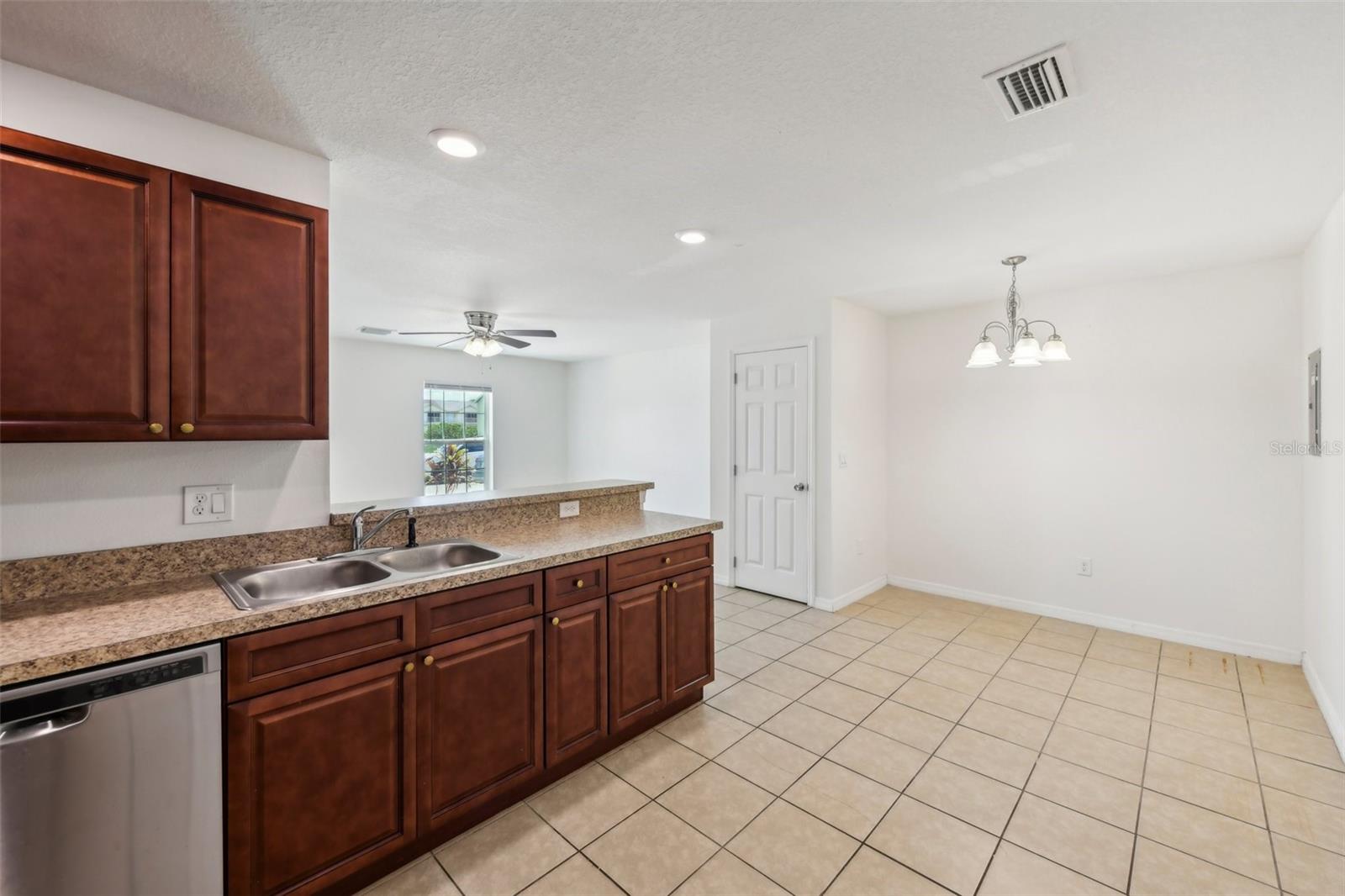 210 MAJORS LN #B, KISSIMMEE, FL — photo 24