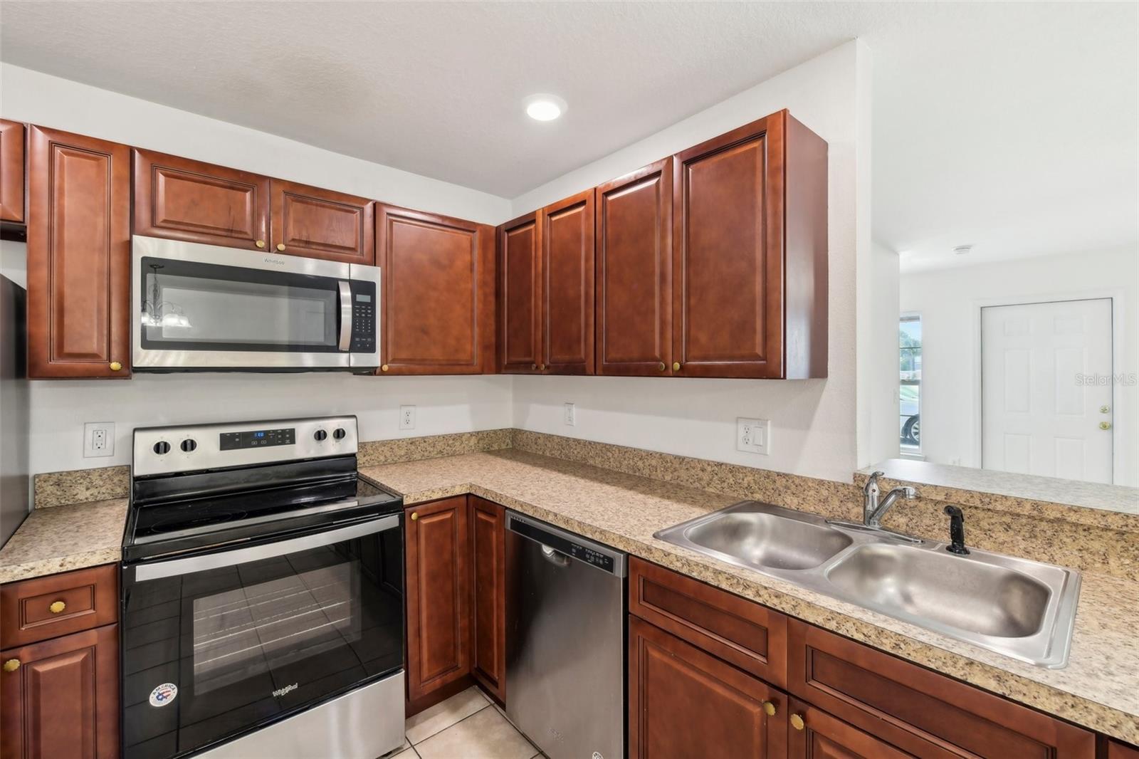 210 MAJORS LN #B, KISSIMMEE, FL — photo 27