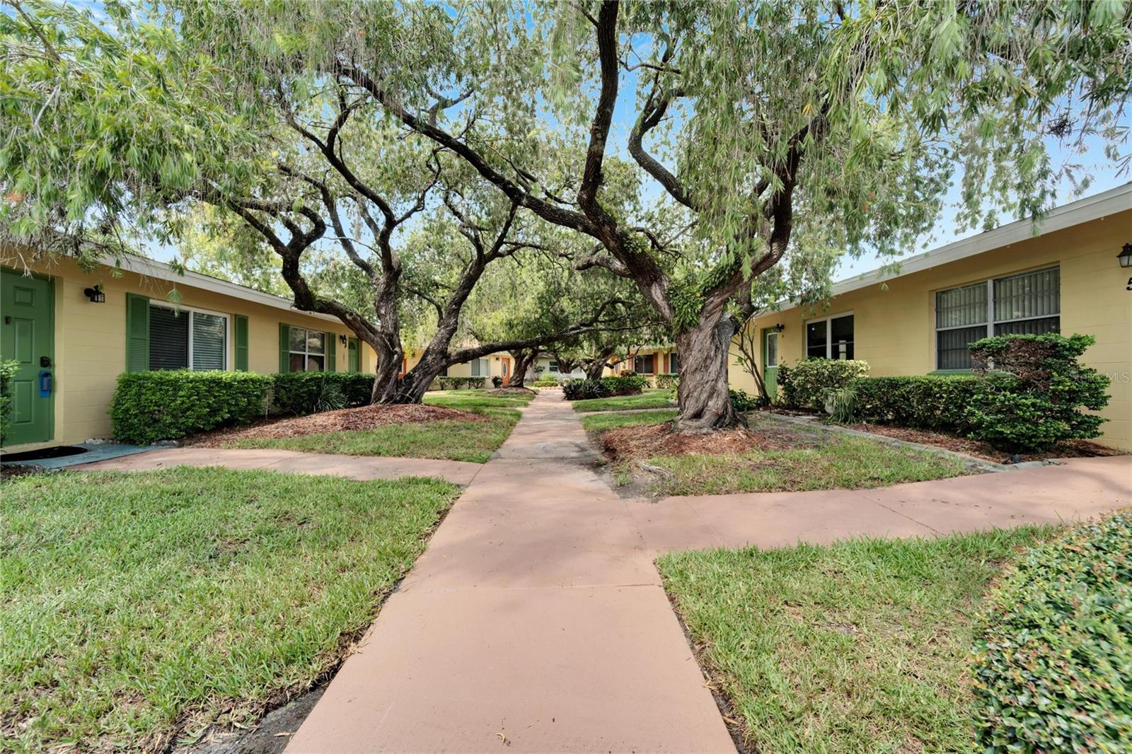 401 DORCHESTER PL #58, SUN CITY CENTER, FL — photo 3