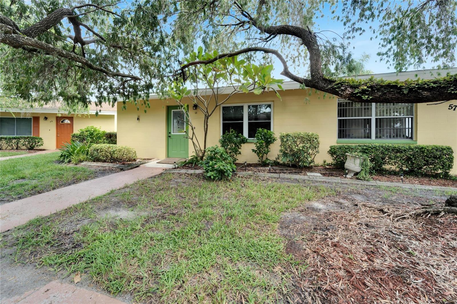 401 DORCHESTER PL #58, SUN CITY CENTER, FL — photo 17