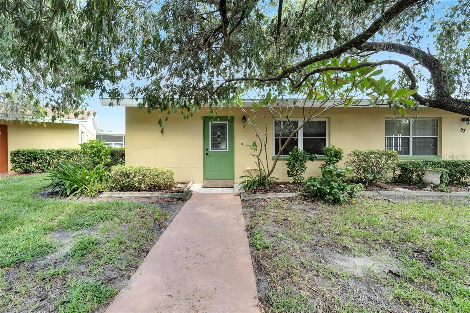 401 DORCHESTER PL #58, SUN CITY CENTER, FL — photo 19