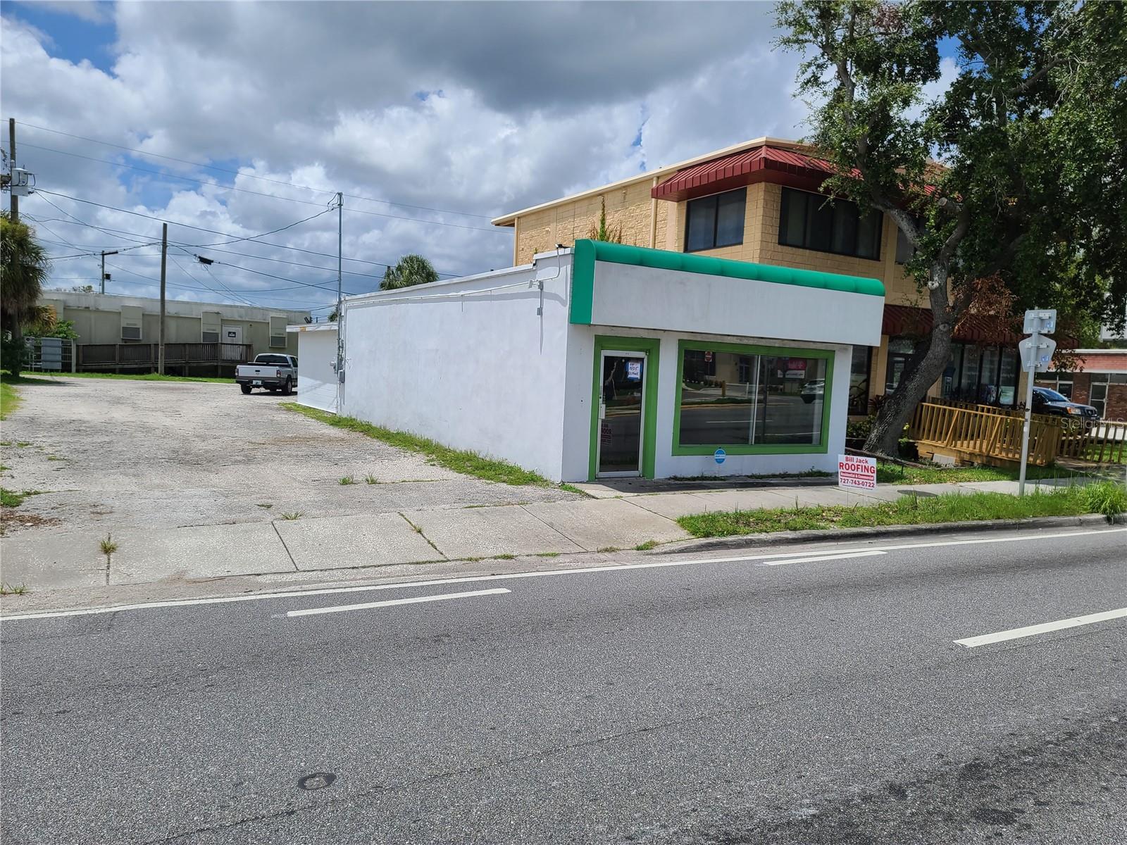 4980 PARK BLVD N, PINELLAS PARK, FL — photo 4