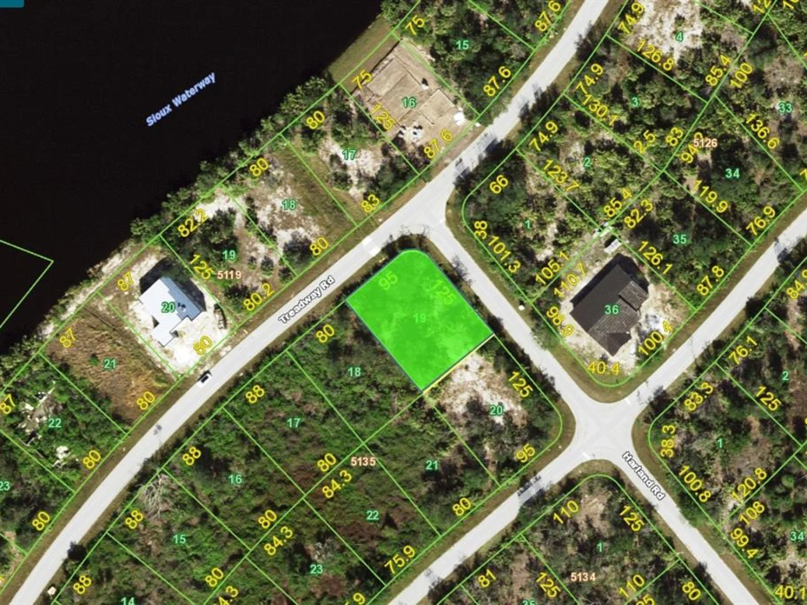 7044 TREADWAY RD, PORT CHARLOTTE, FL — photo 2