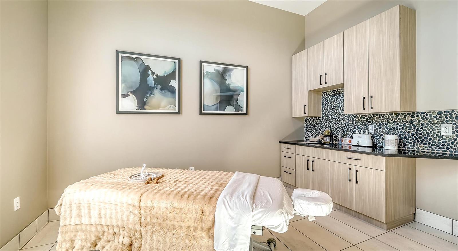 12550 GALAPAGOS CT #106, VENICE, FL — photo 44