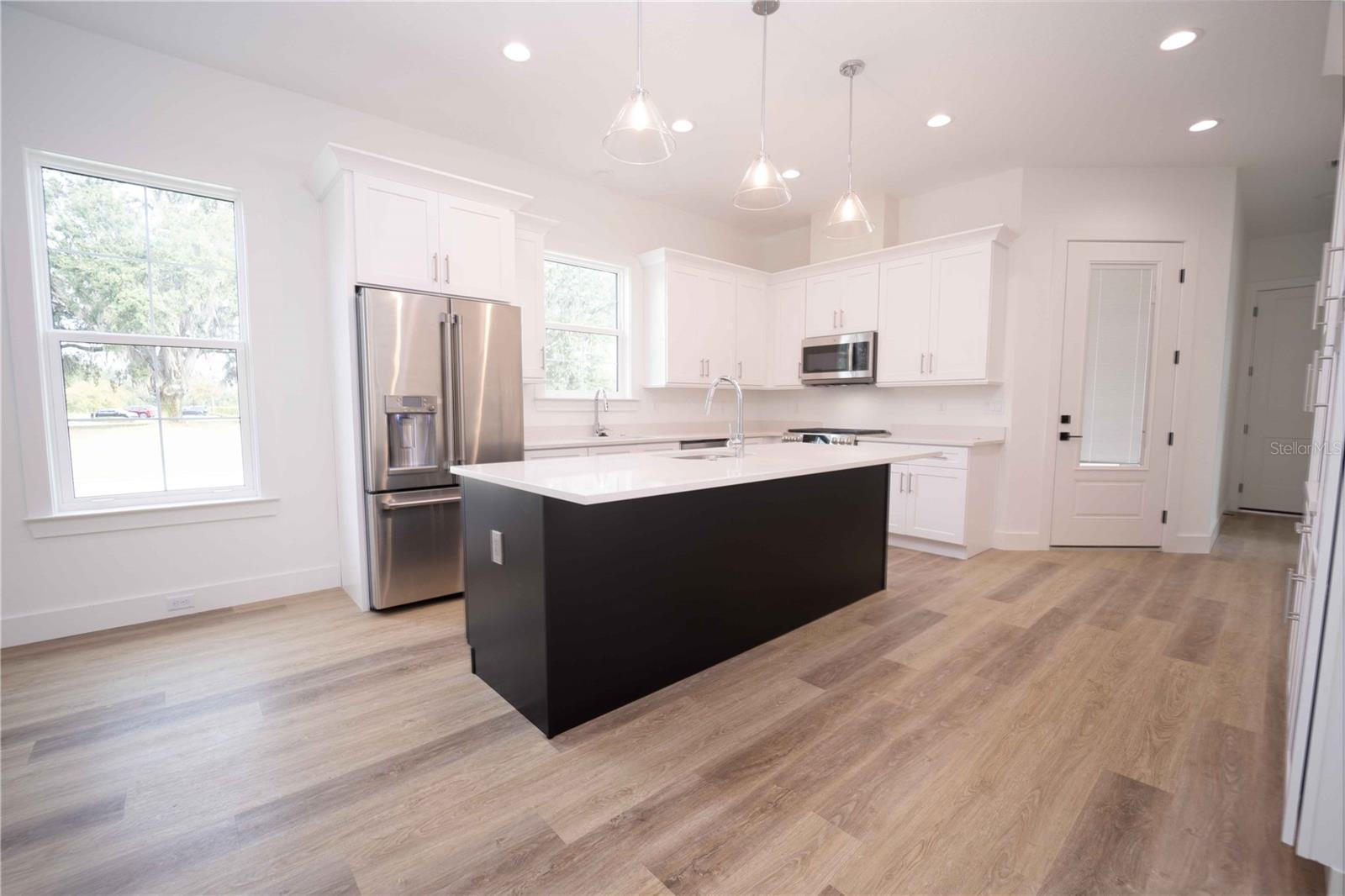 10611 GRAND OAKS BLVD, OXFORD, FL — photo 48
