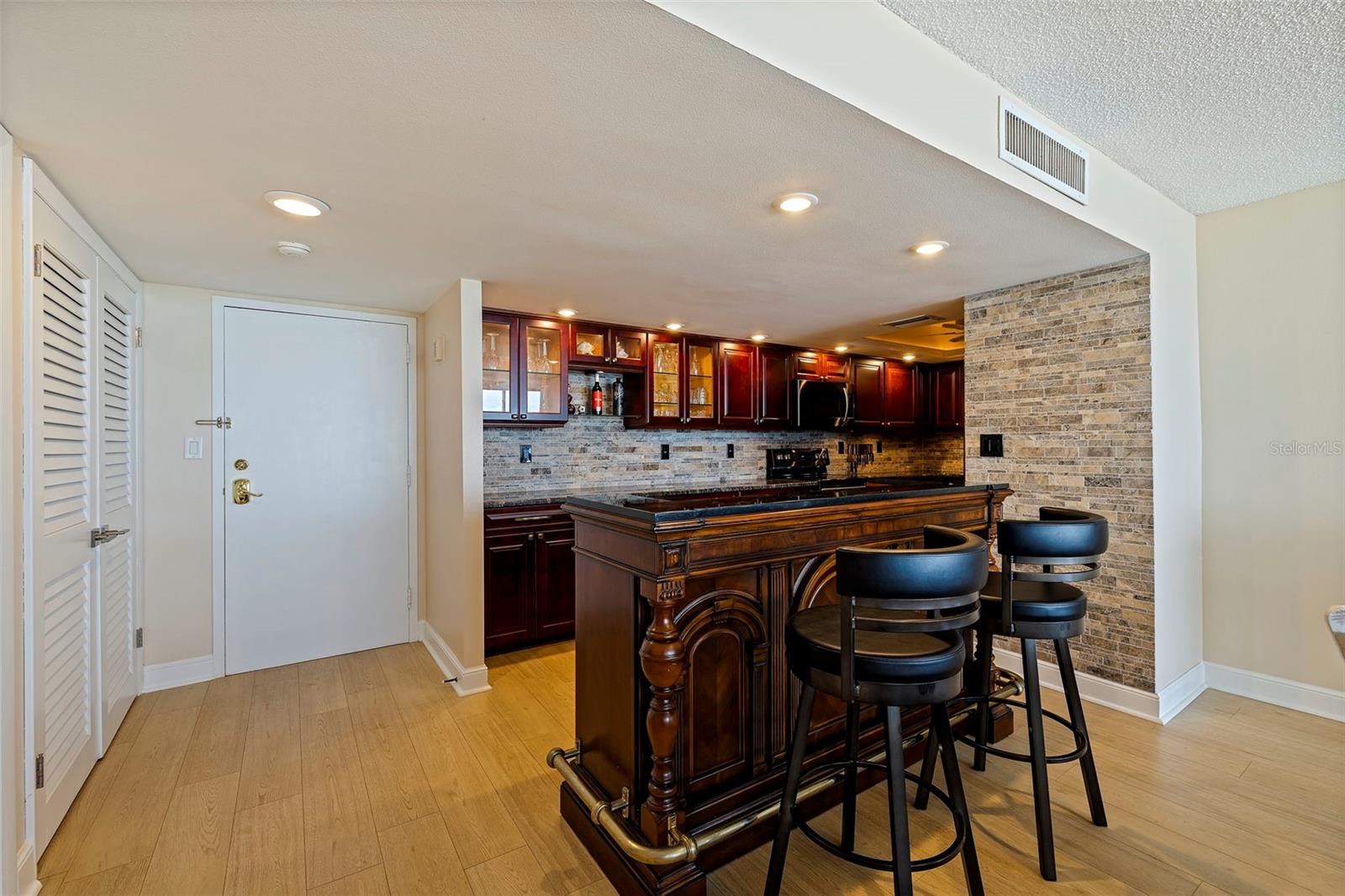 7650 BAYSHORE DR #1005, TREASURE ISLAND, FL — photo 19