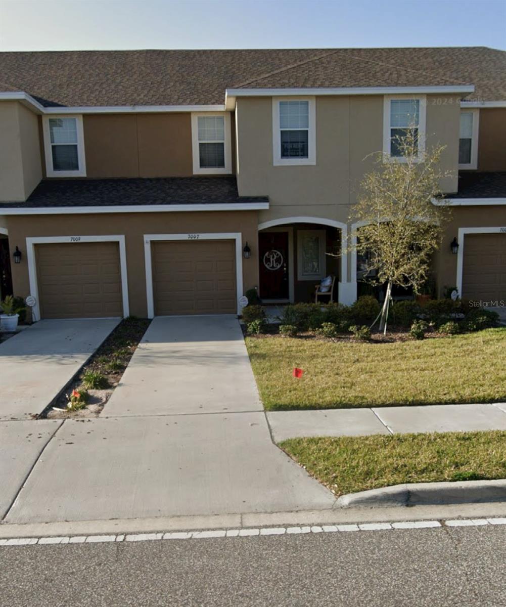7007 TOWNE LAKE RD, RIVERVIEW, FL