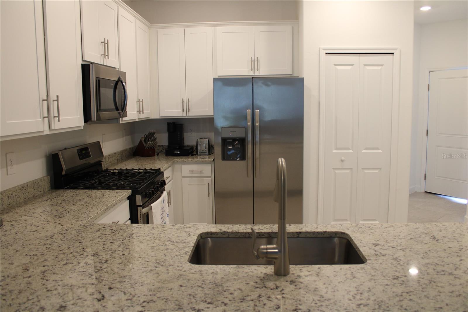 5510 TIDAL BREEZE CV #5510, BRADENTON, FL — photo 2