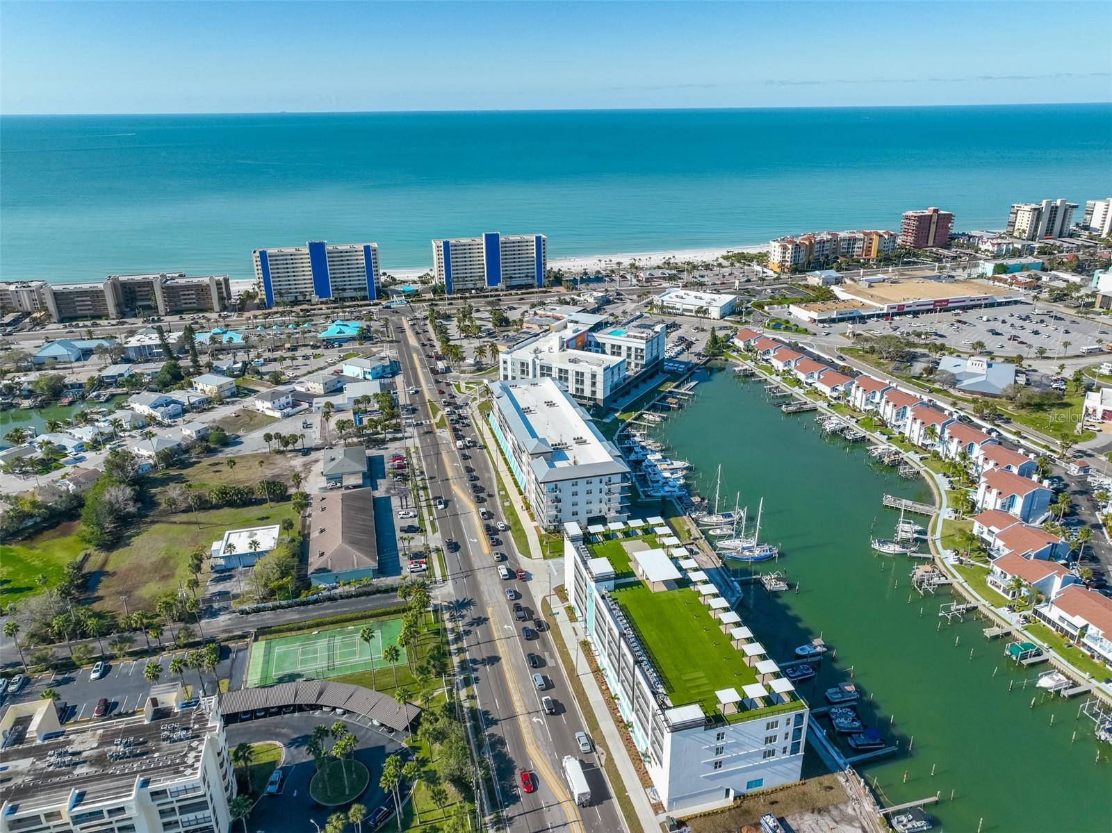 400 150TH #402, MADEIRA BEACH, FL — photo 2