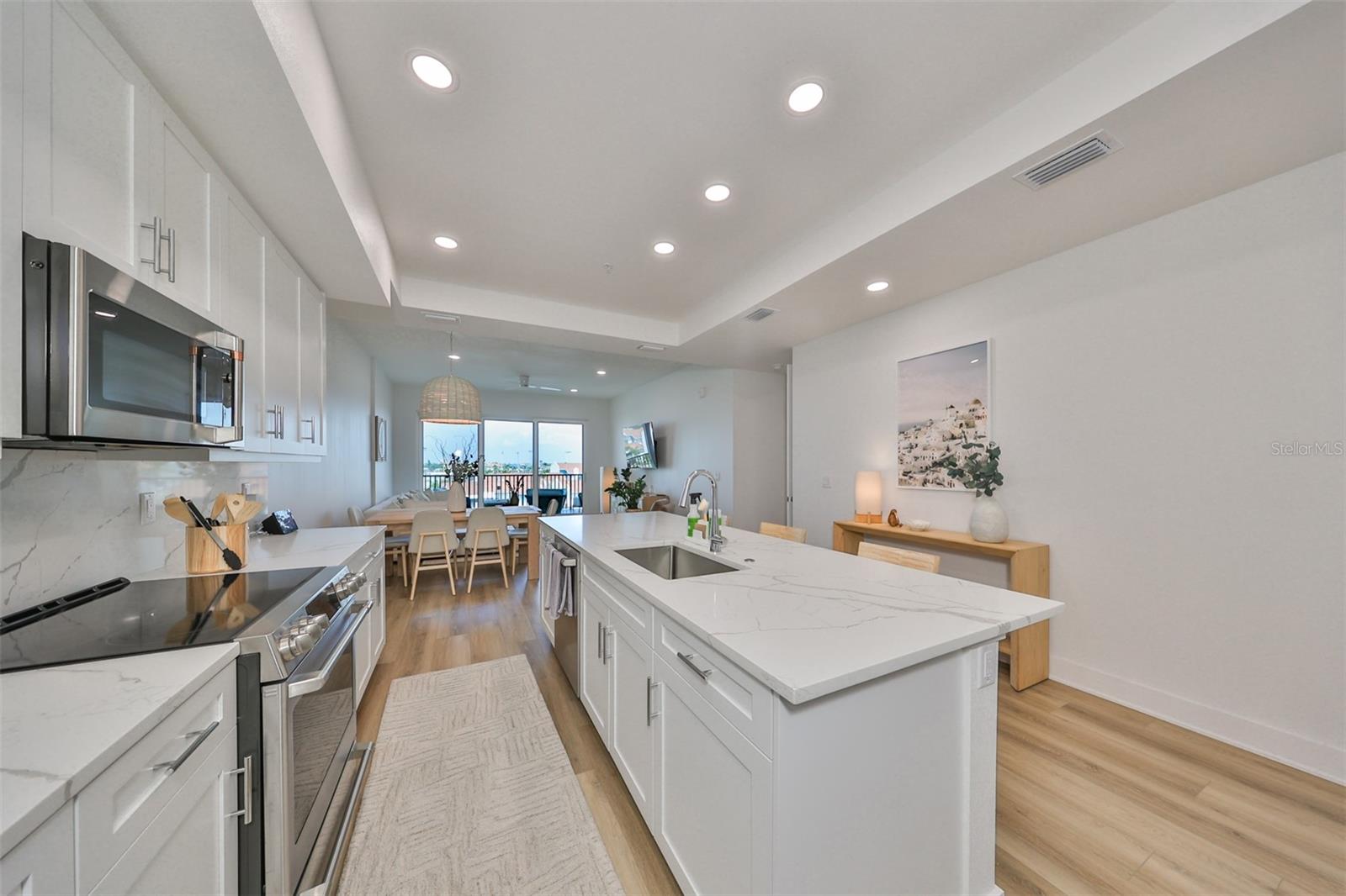 400 150TH #402, MADEIRA BEACH, FL — photo 4