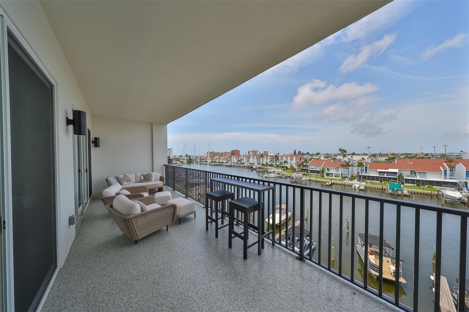400 150TH #402, MADEIRA BEACH, FL — photo 30