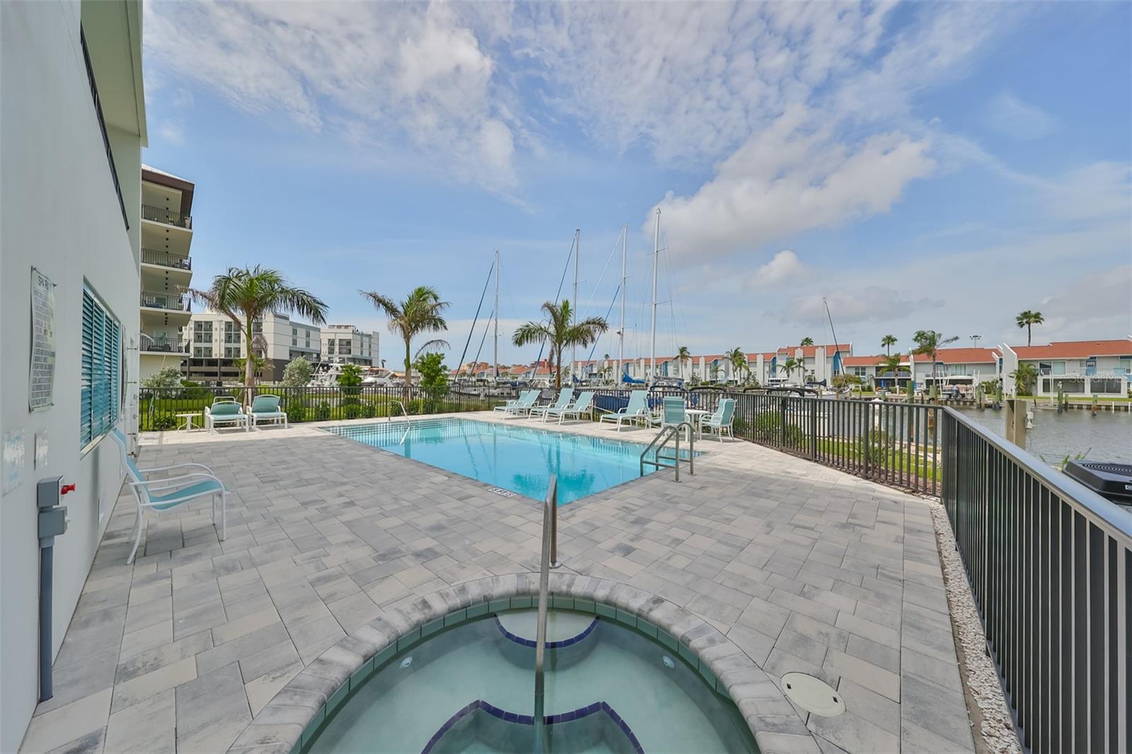 400 150TH #402, MADEIRA BEACH, FL — photo 39