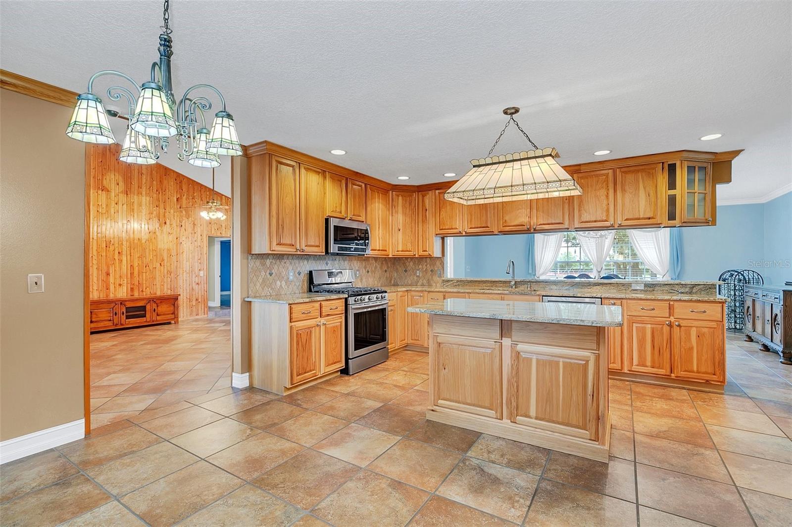 4147 BOGGY CREEK RD, KISSIMMEE, FL — photo 10
