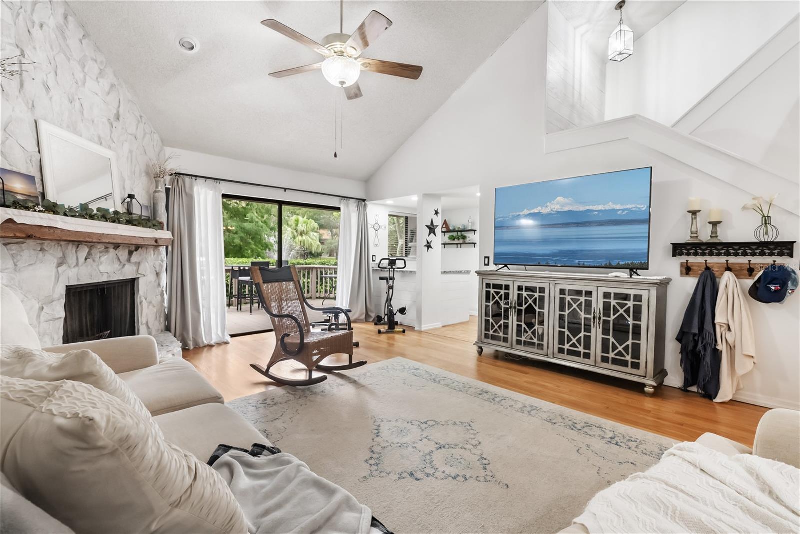 303 OLD MILL POND RD #303, PALM HARBOR, FL — photo 2