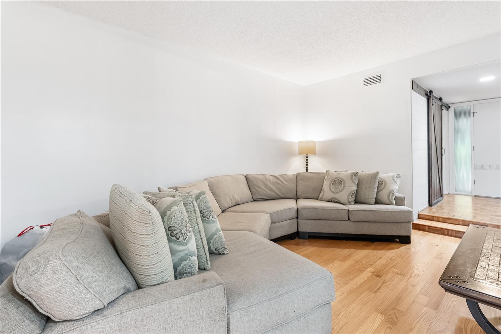 303 OLD MILL POND RD #303, PALM HARBOR, FL — photo 14