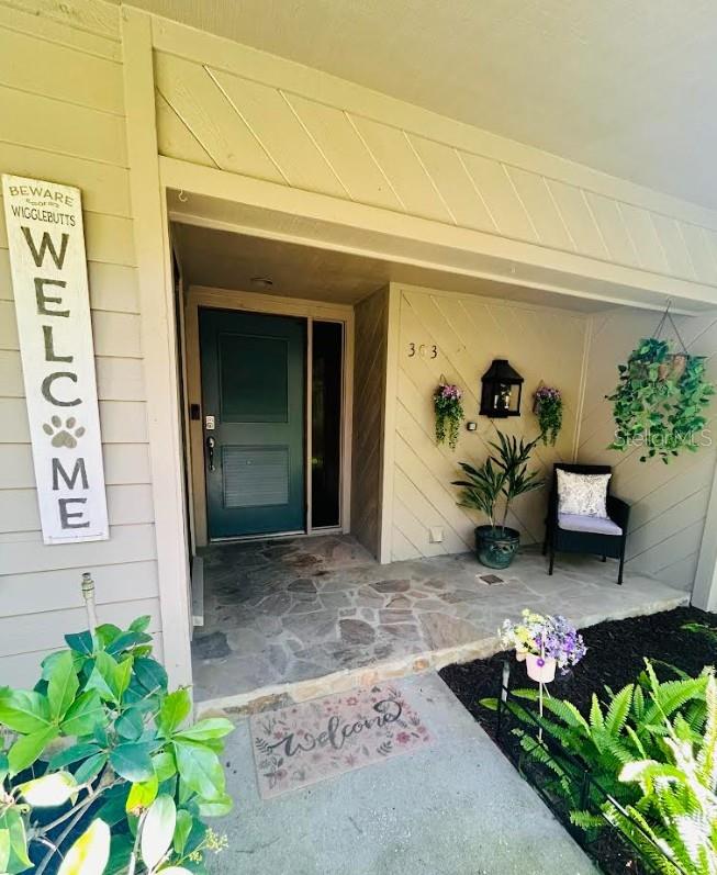 303 OLD MILL POND RD #303, PALM HARBOR, FL