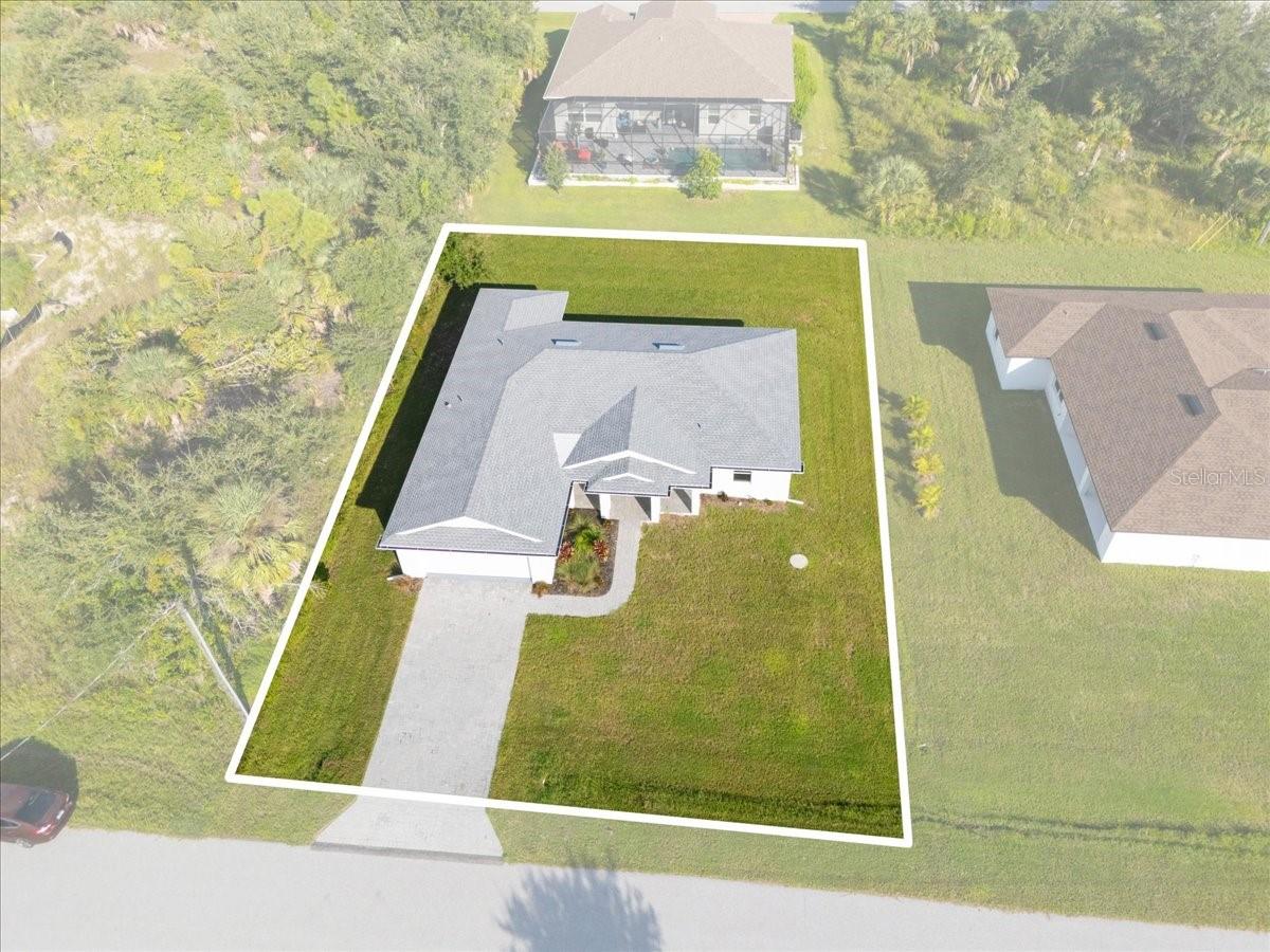9461 ATTICA CIR, PORT CHARLOTTE, FL — photo 4