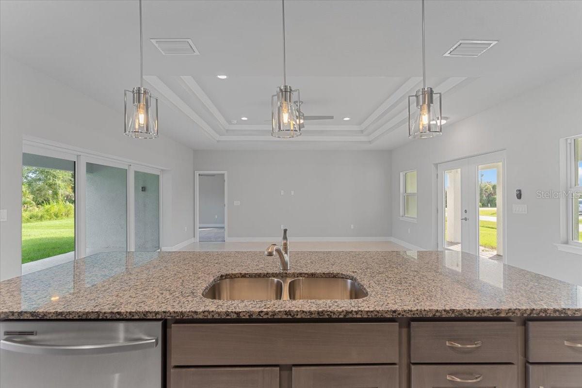 9461 ATTICA CIR, PORT CHARLOTTE, FL — photo 13