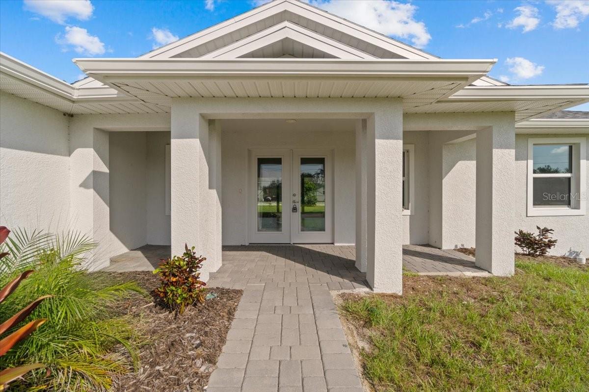 9461 ATTICA CIR, PORT CHARLOTTE, FL