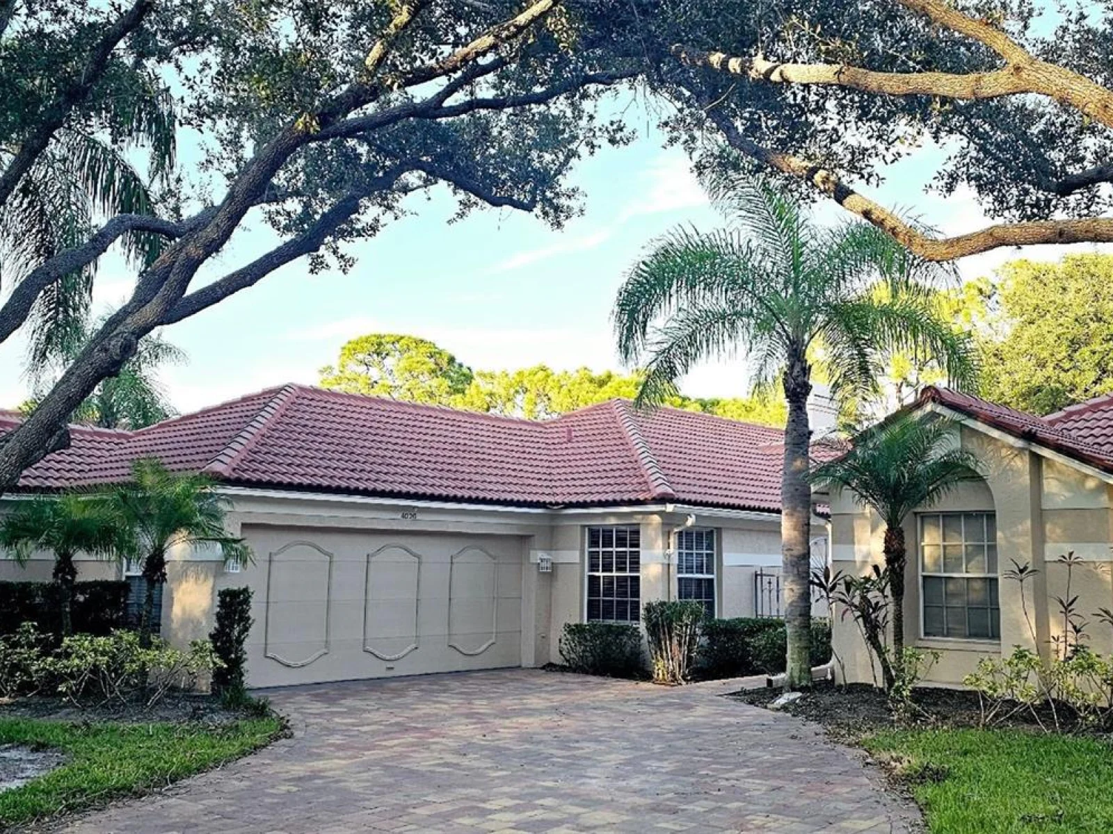 4026 LYNDHURST CT #13, SARASOTA, FL — photo 1
