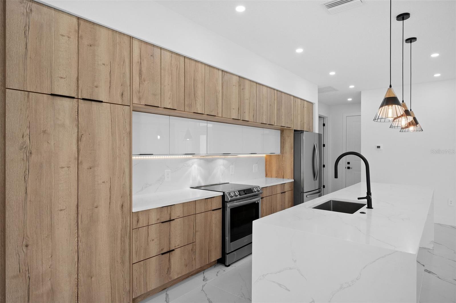 45 BUNKER LN, ROTONDA WEST, FL — photo 9