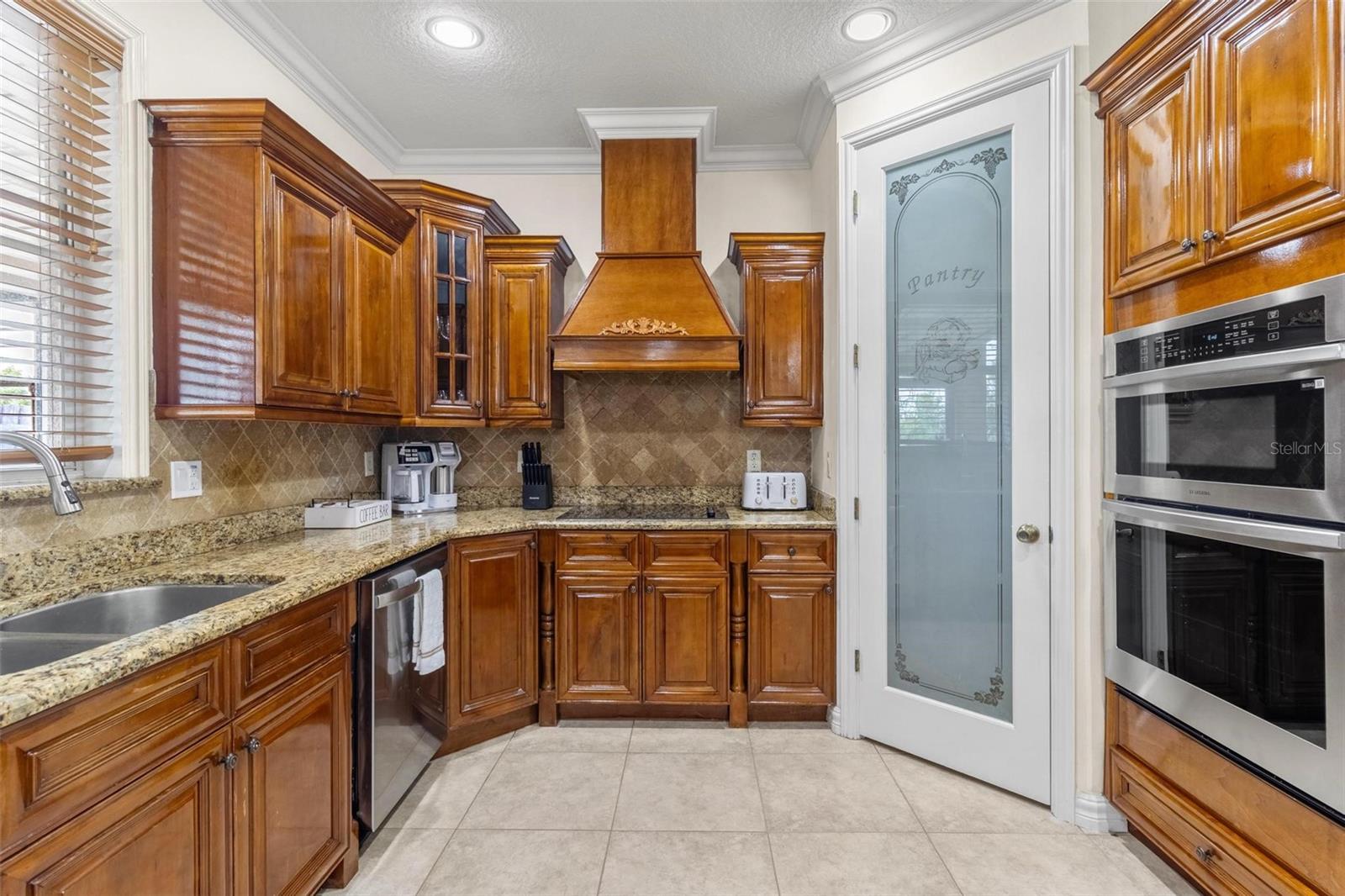 11302 SOUTHWIND LAKE DR, GIBSONTON, FL — photo 45