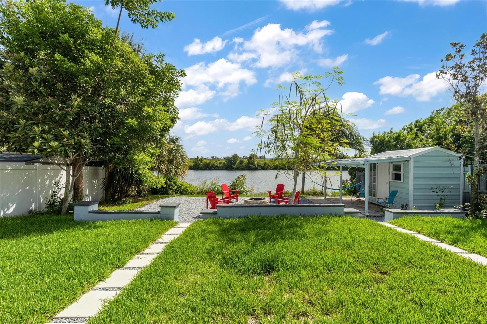 11302 SOUTHWIND LAKE DR, GIBSONTON, FL — photo 96