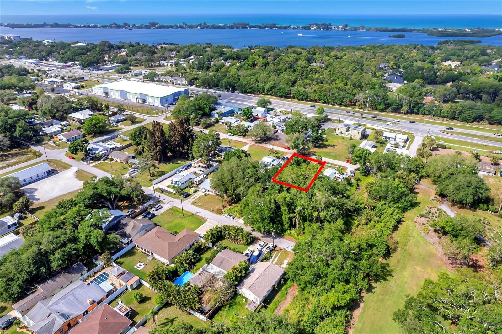 456 WASHINGTON AVE, OSPREY, FL