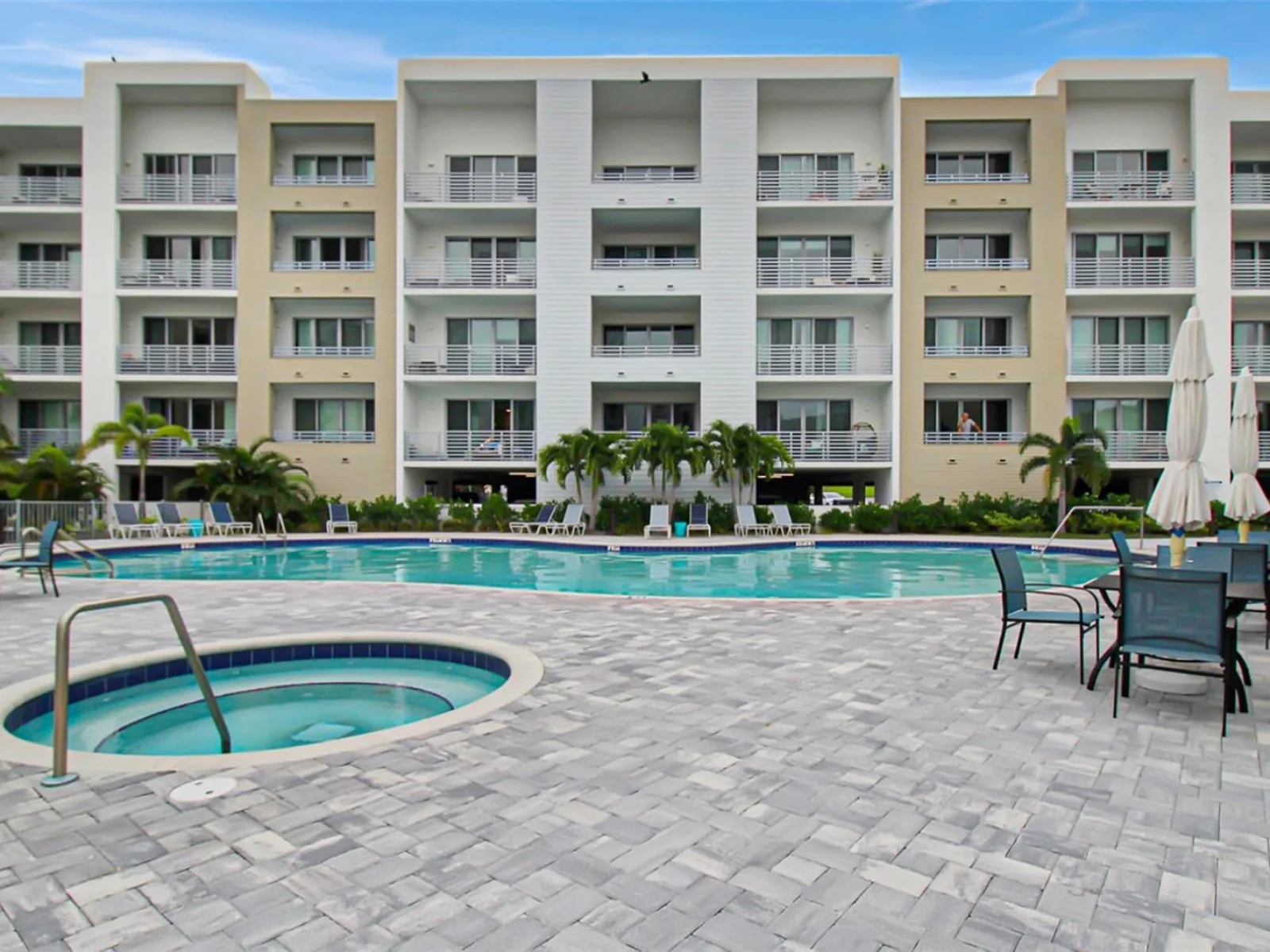 1703 N TAMIAMI TRL #503, SARASOTA, FL — photo 2