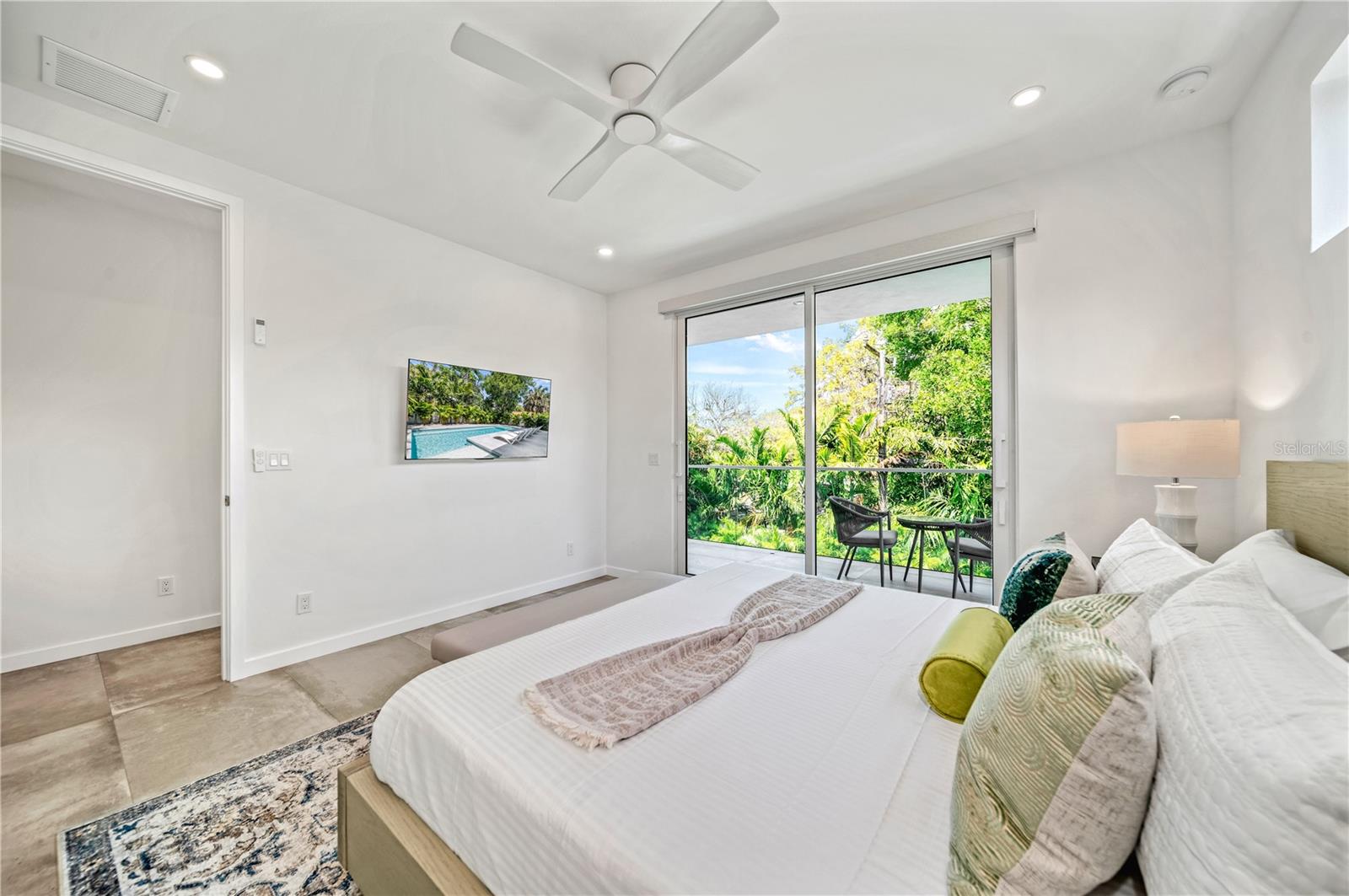 2327 HILLVIEW ST, SARASOTA, FL — photo 45