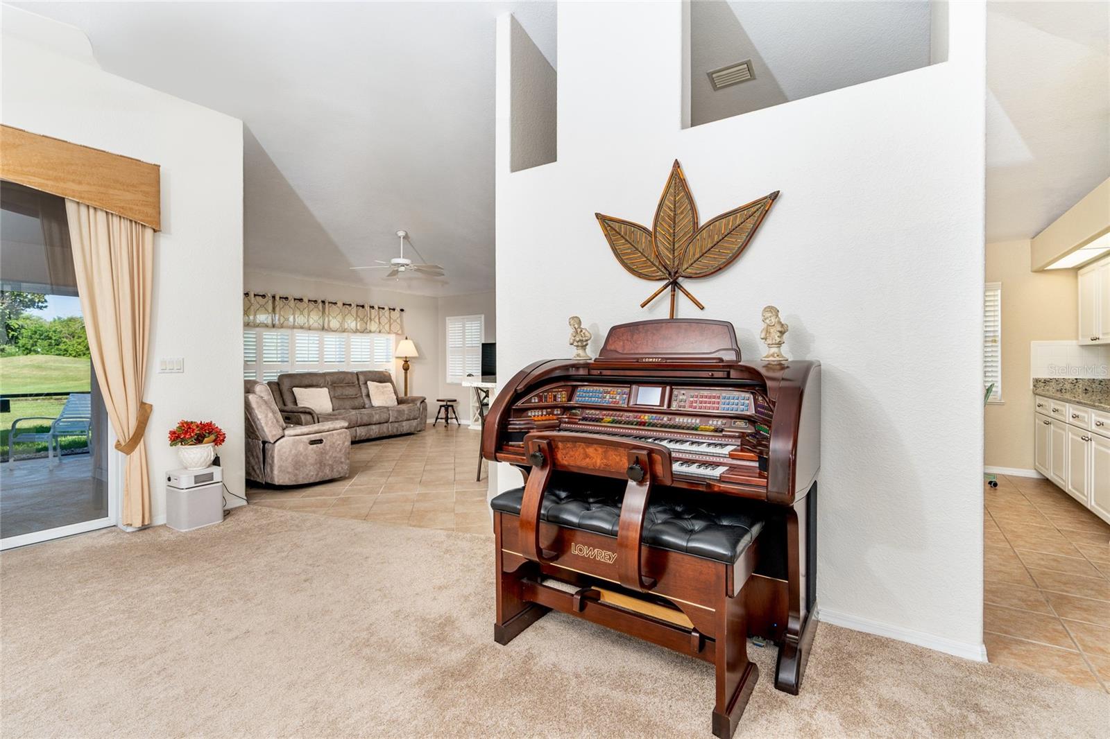 8216 PARKSIDE DR, ENGLEWOOD, FL — photo 9