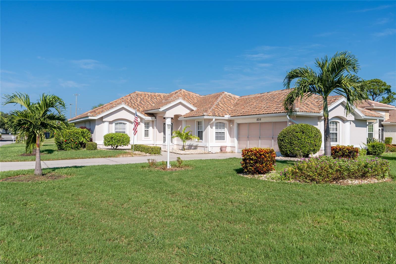 8216 PARKSIDE DR, ENGLEWOOD, FL — photo 3
