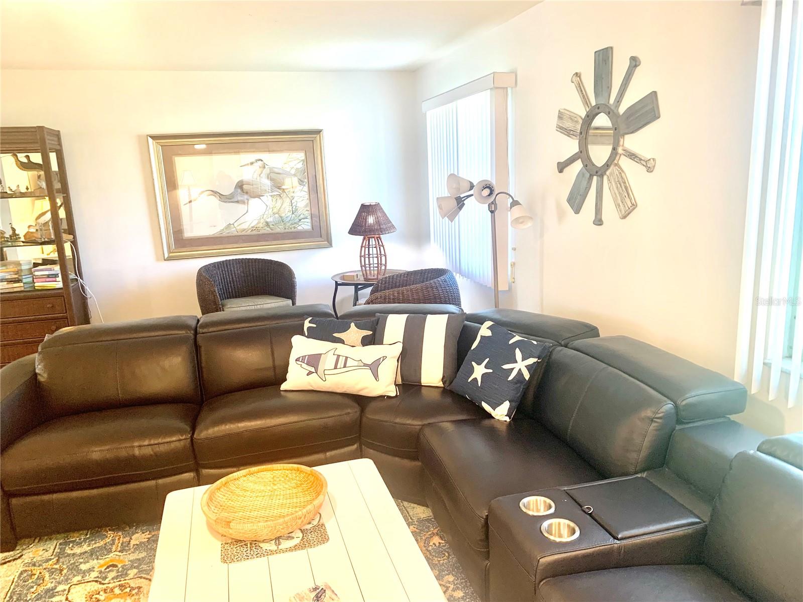 1714 MEADOWOOD ST, SARASOTA, FL — photo 8