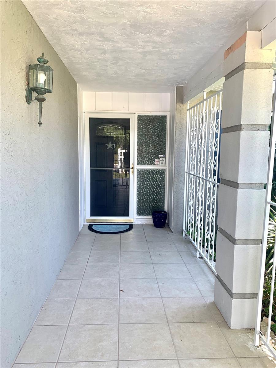 1714 MEADOWOOD ST, SARASOTA, FL — photo 3