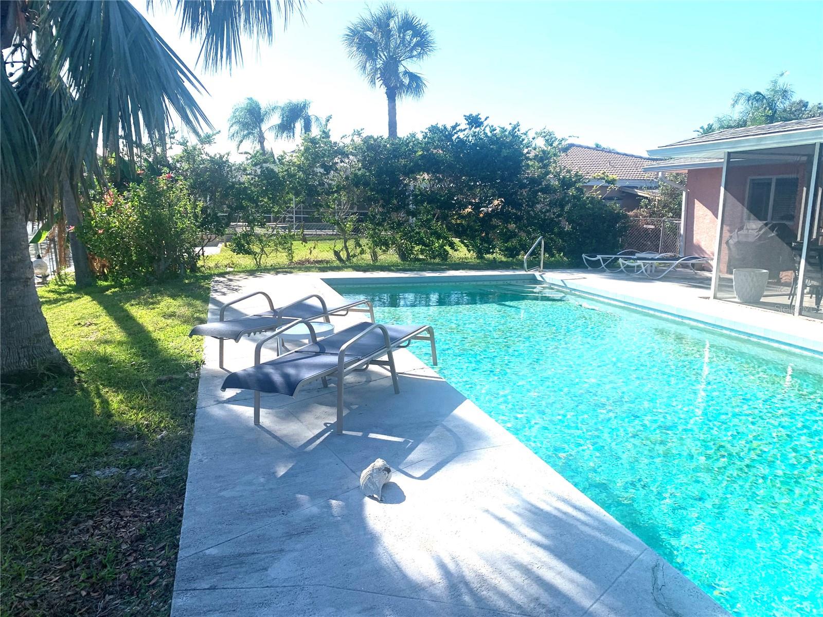 1714 MEADOWOOD ST, SARASOTA, FL — photo 55