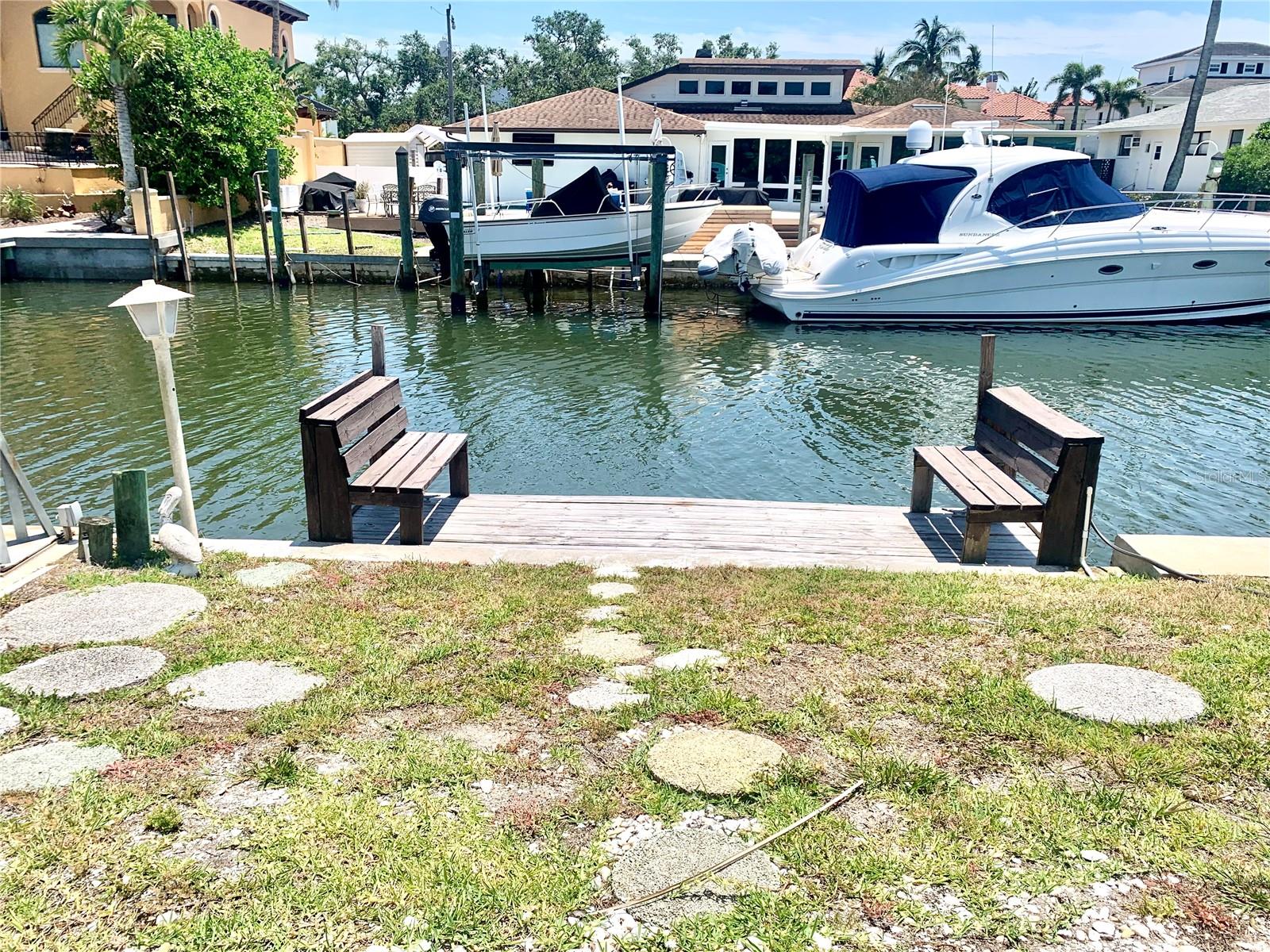 1714 MEADOWOOD ST, SARASOTA, FL — photo 47