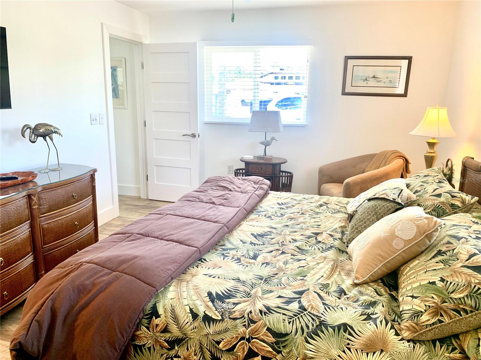 1714 MEADOWOOD ST, SARASOTA, FL — photo 15