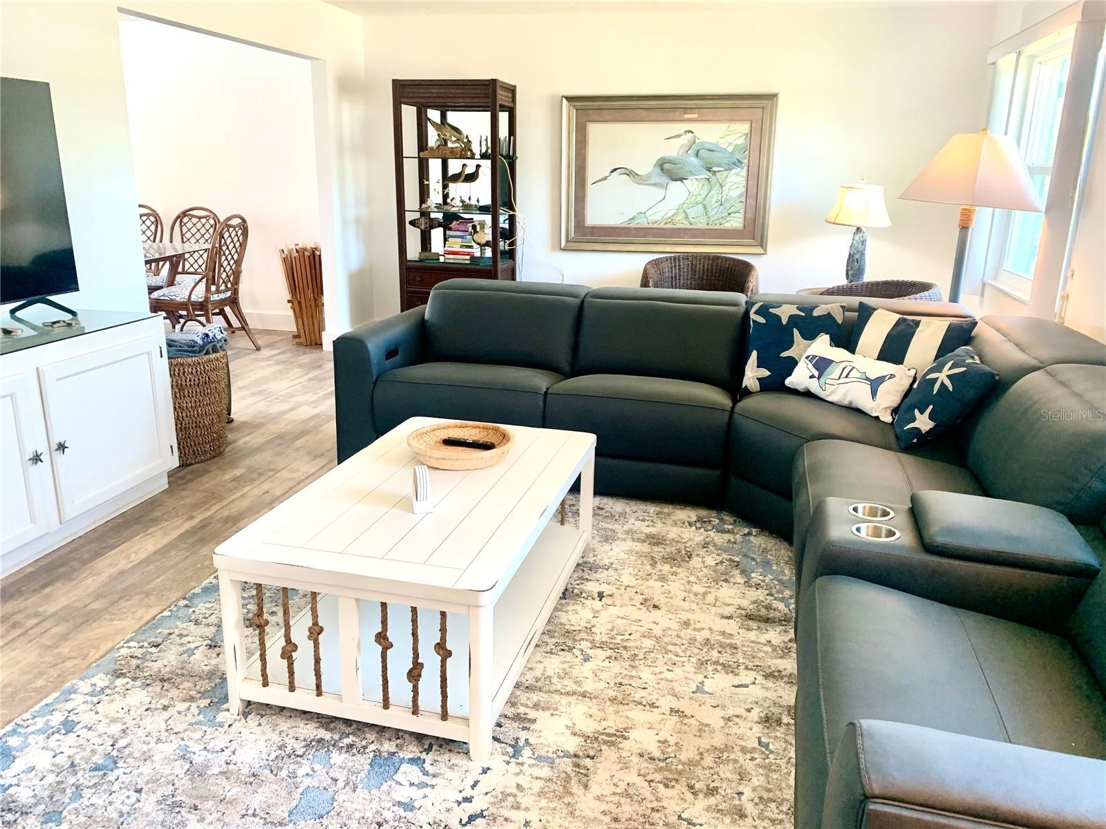 1714 MEADOWOOD ST, SARASOTA, FL — photo 10