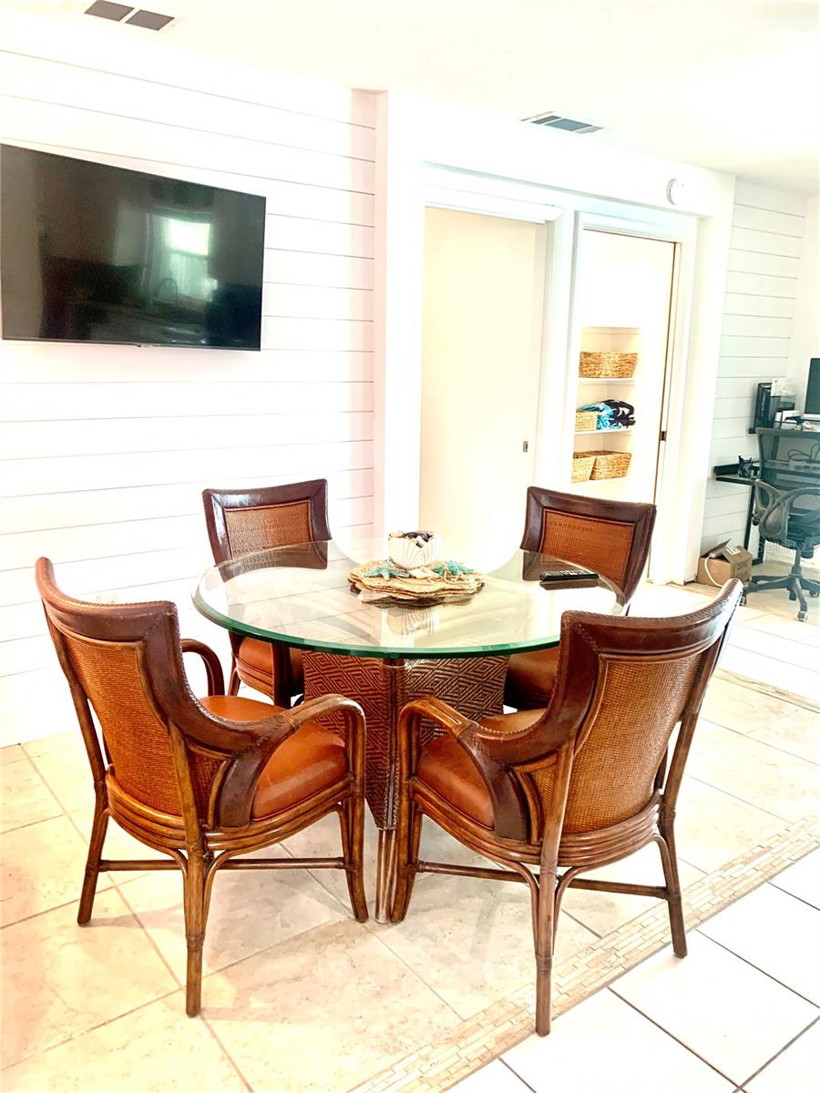 1714 MEADOWOOD ST, SARASOTA, FL — photo 69