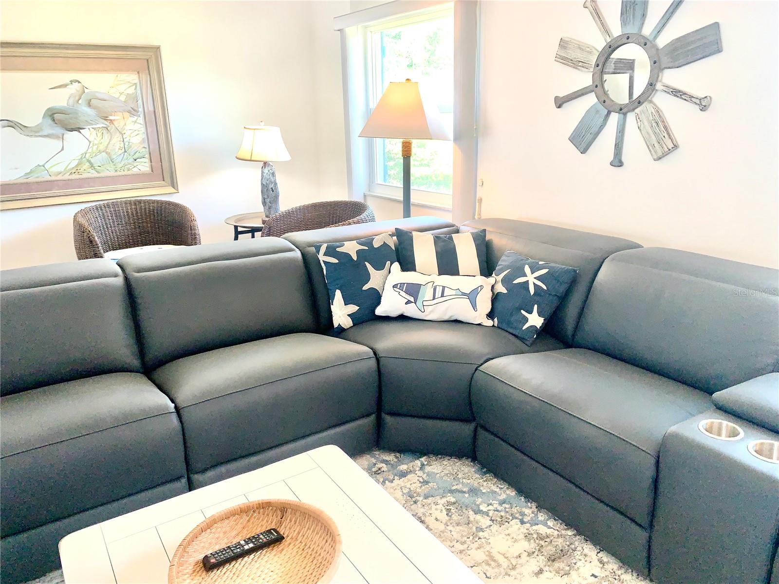 1714 MEADOWOOD ST, SARASOTA, FL — photo 9