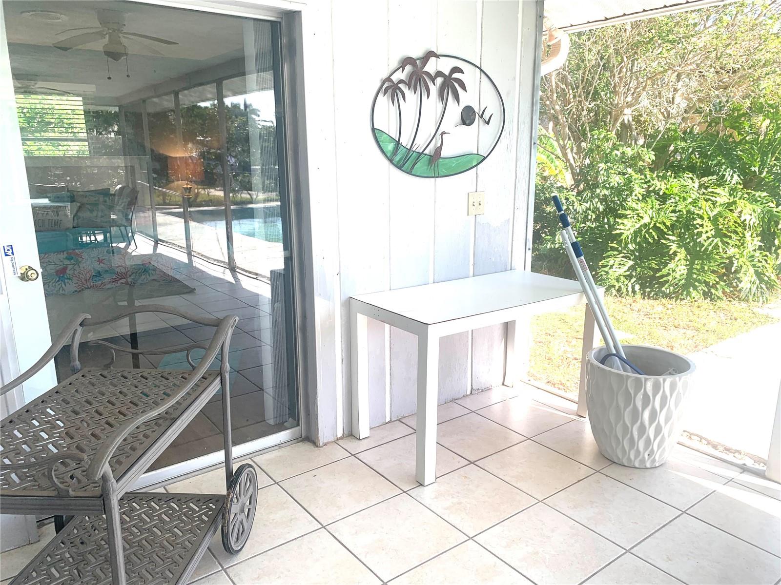 1714 MEADOWOOD ST, SARASOTA, FL — photo 31