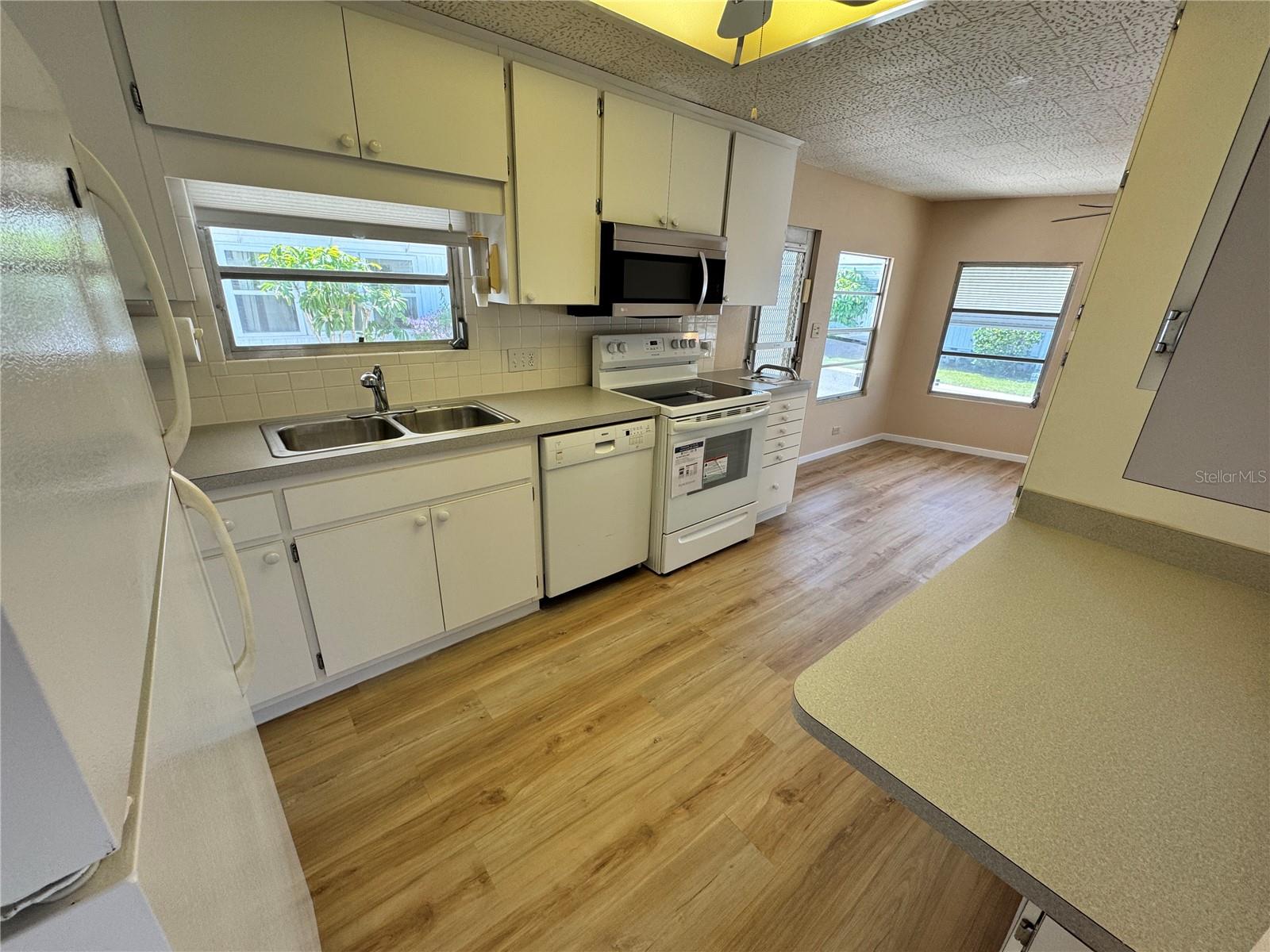 2331 BELLEAIR RD #Lot 237, CLEARWATER, FL — photo 11