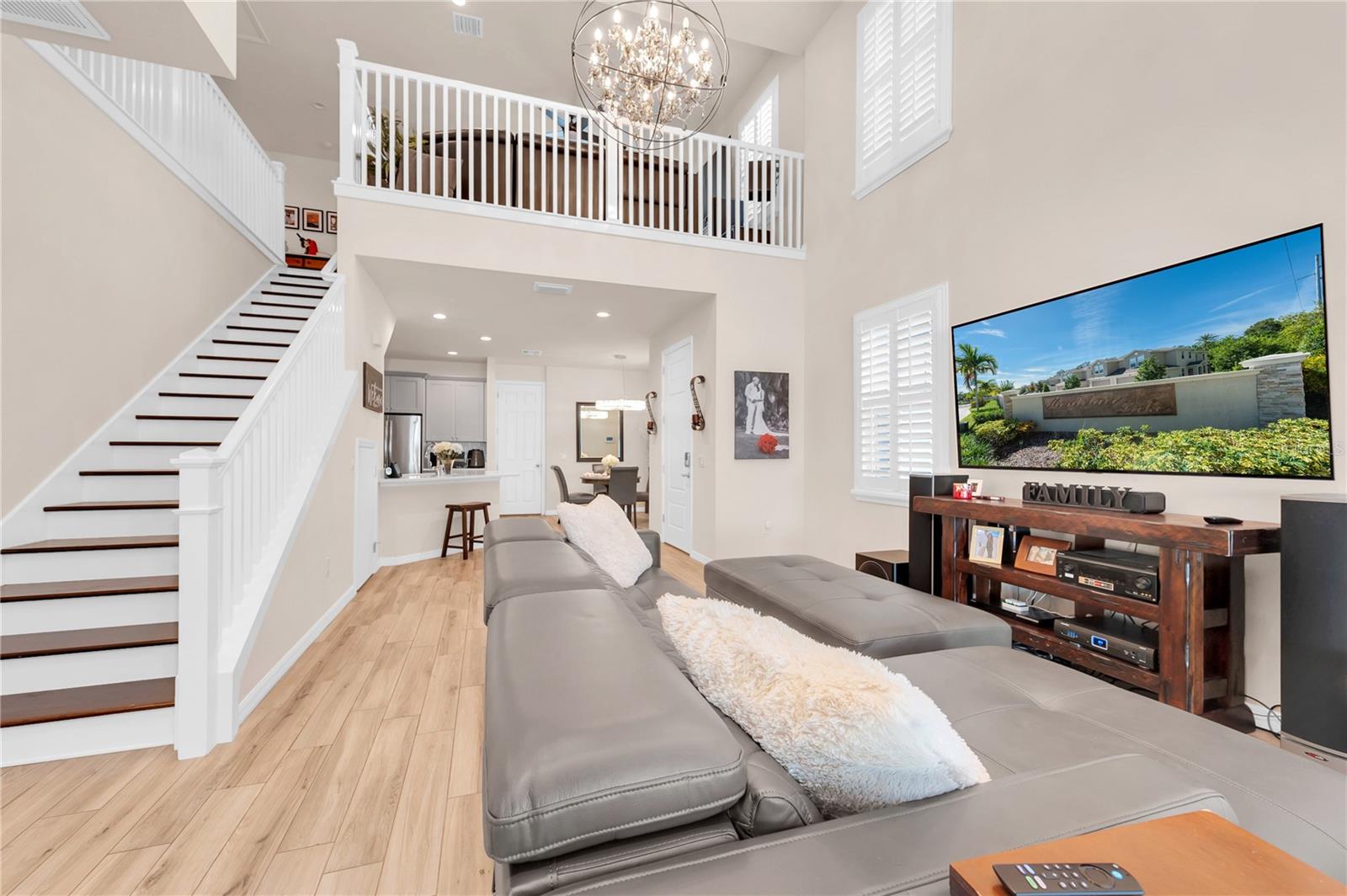 2280 MONTVIEW DR, CLEARWATER, FL — photo 12