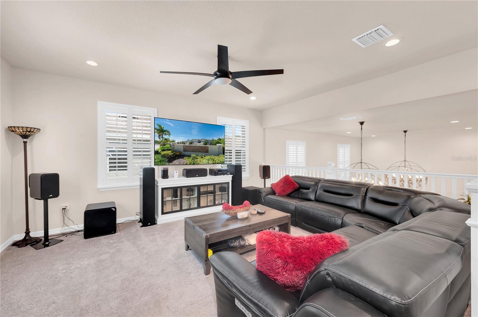 2280 MONTVIEW DR, CLEARWATER, FL — photo 30