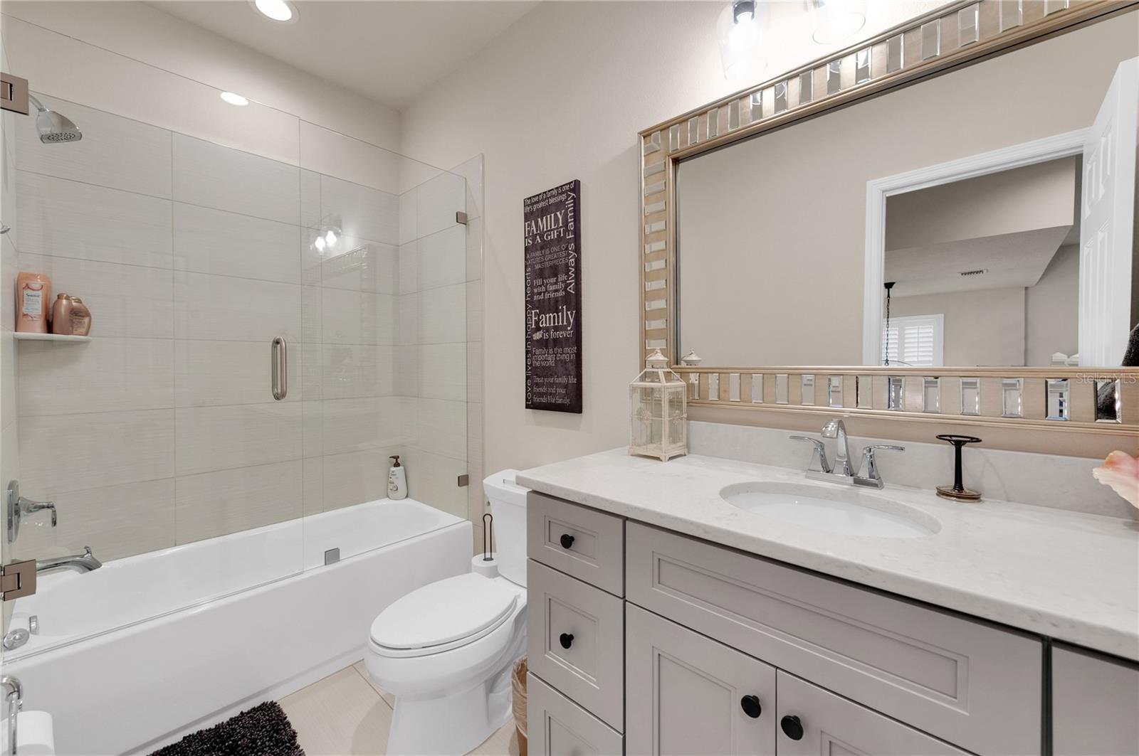2280 MONTVIEW DR, CLEARWATER, FL — photo 39