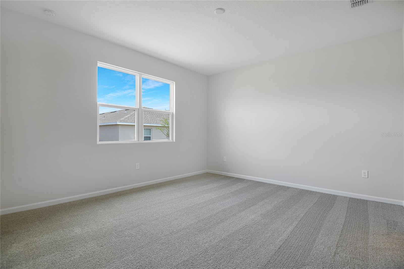 192 FLAG LILLY LN, UMATILLA, FL — photo 12