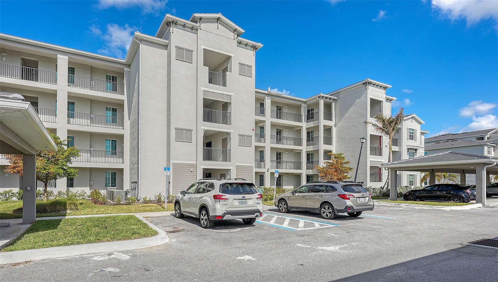 12180 WELLEN GOLF ST #202, VENICE, FL — photo 2
