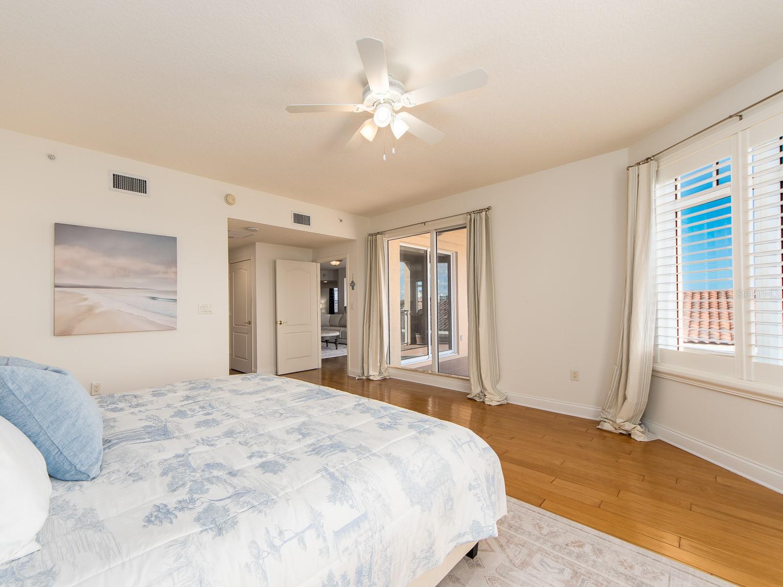 521 MANDALAY AVE #410, CLEARWATER BEACH, FL — photo 18