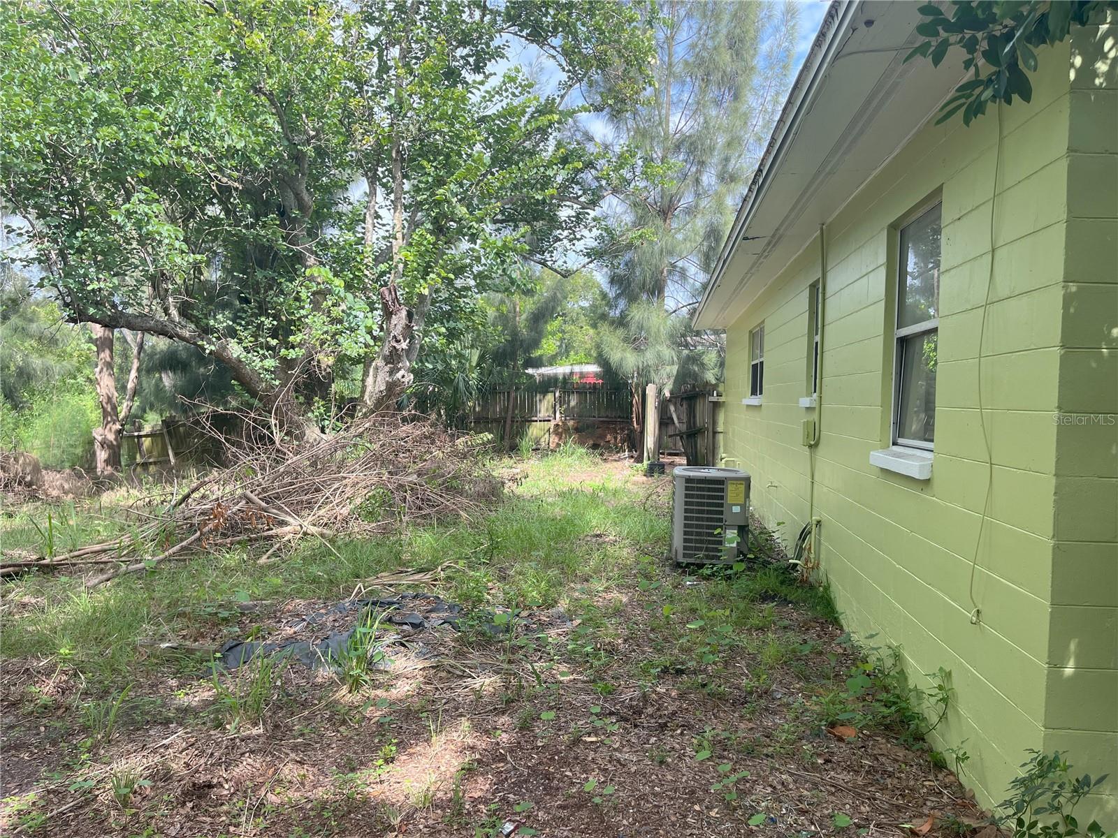 1528 STEVENSONS DR, CLEARWATER, FL — photo 13