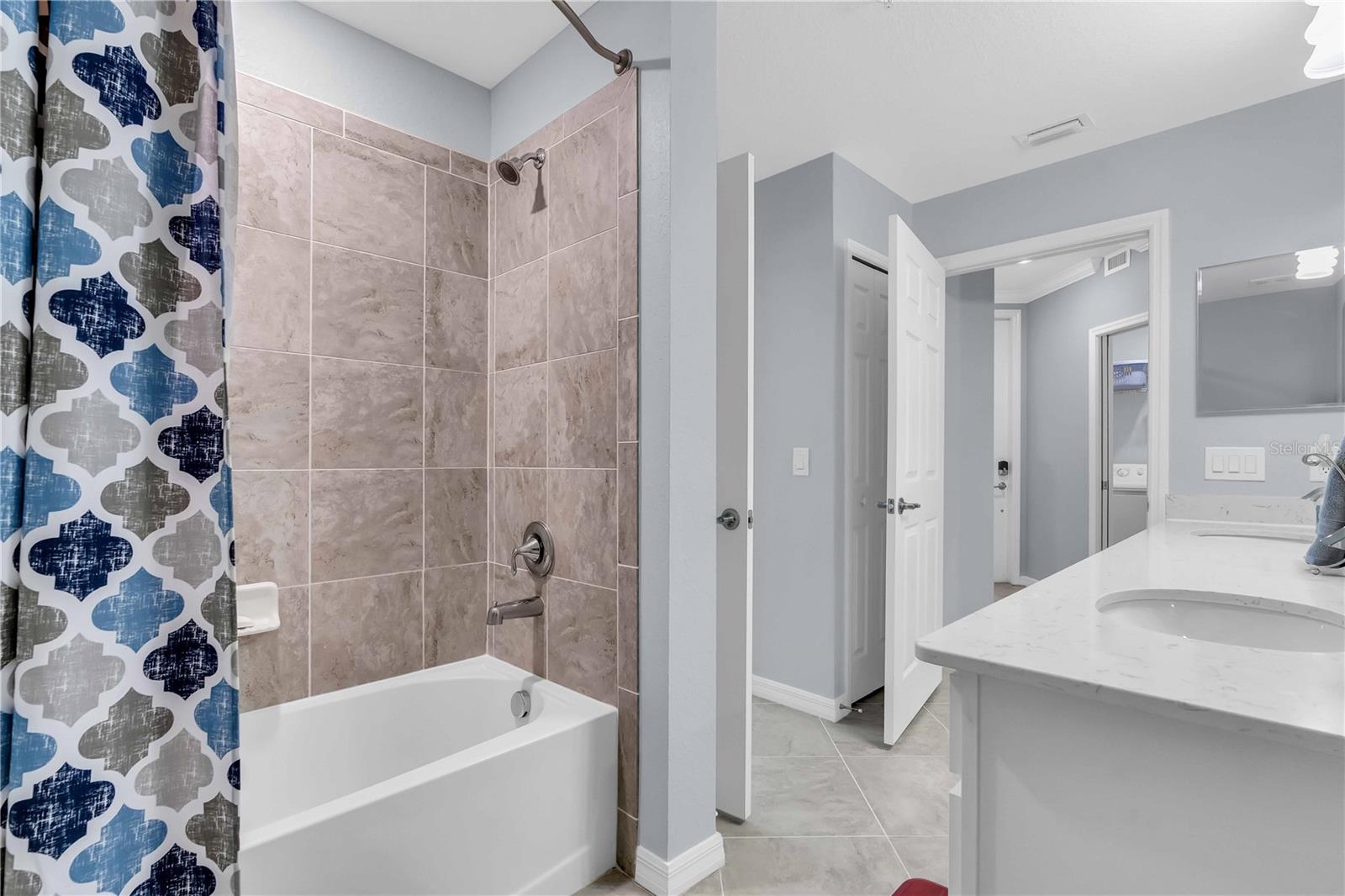 17520 GAWTHROP DR #108, BRADENTON, FL — photo 31